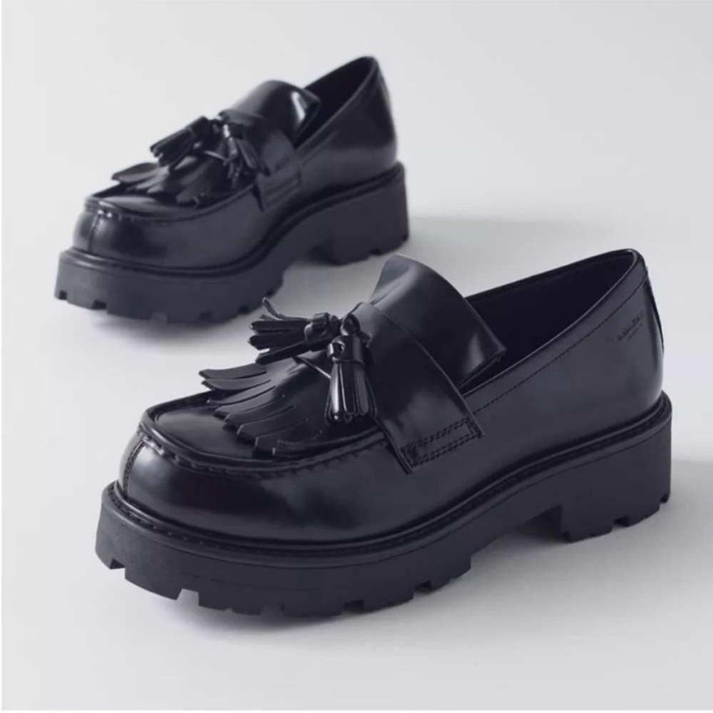 Vagabond Shoemakers Cosmo 2.0 Tassel Loafer